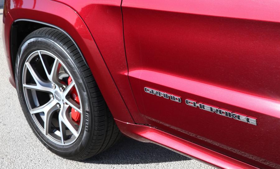 Детали экстерьера Jeep Grand Cherokee SRT 2017 года  (AU) (фото 22 из 40)